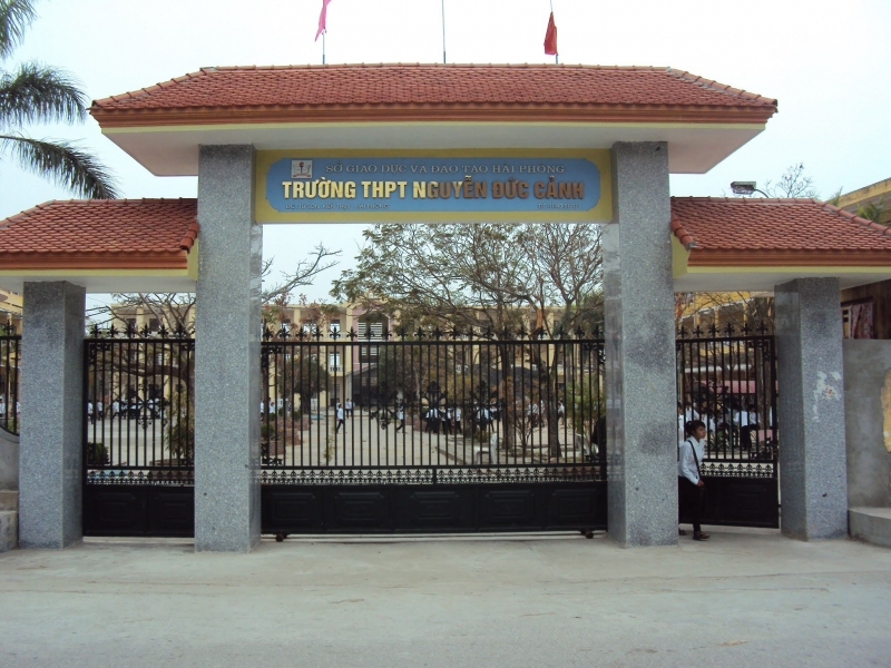 top-100-truong-thpt-tot-nhat-tai-viet-nam